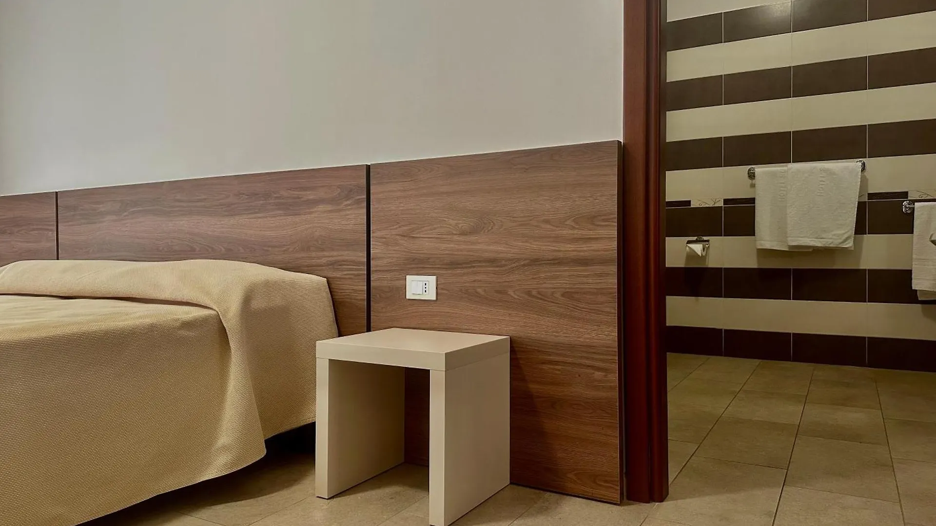 טאורמינה Hotel Soleado